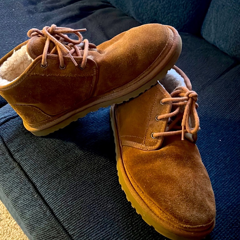 Men’s uggs size 10
